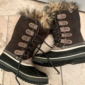 Sorel Joan of Arctic Boots
